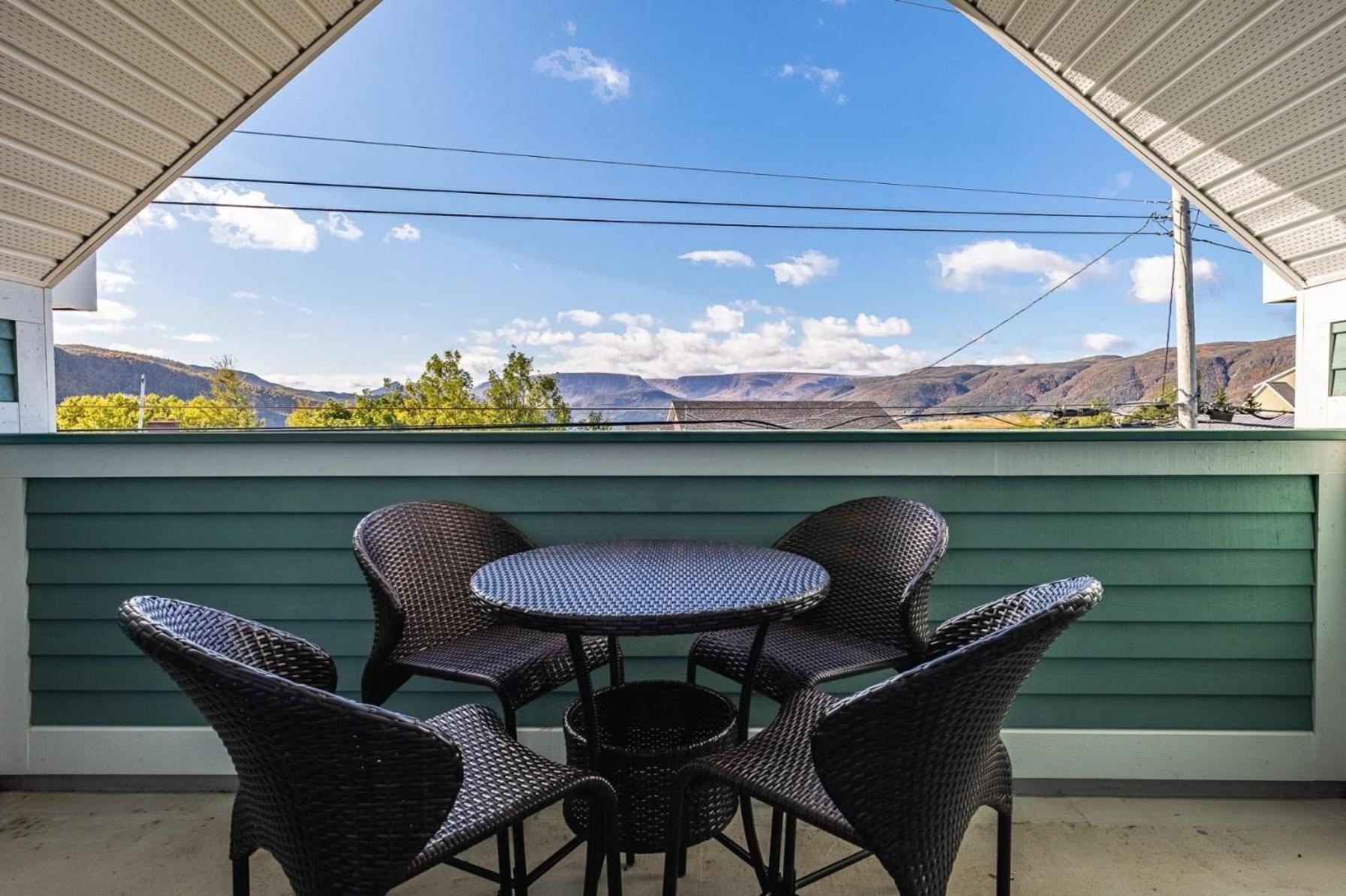 The Tides Inn Norris Point المظهر الخارجي الصورة